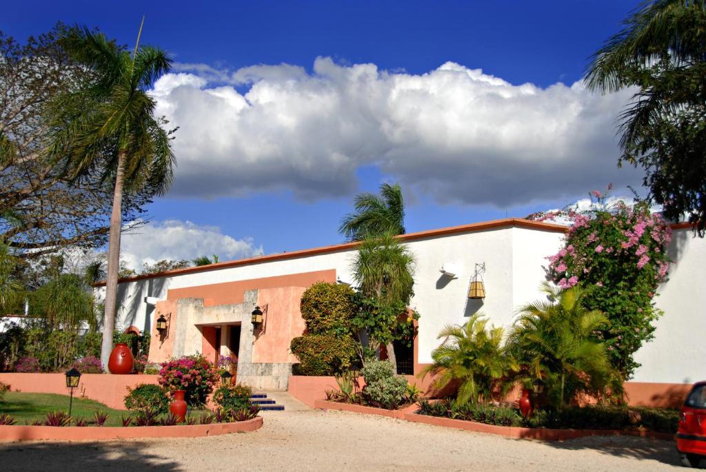 Villa Arqueologica Uxmal Buitenkant foto